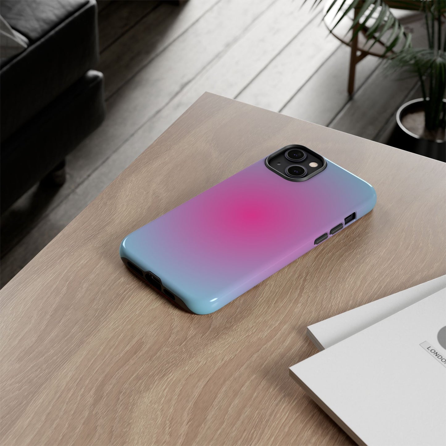 Blue to pink aura